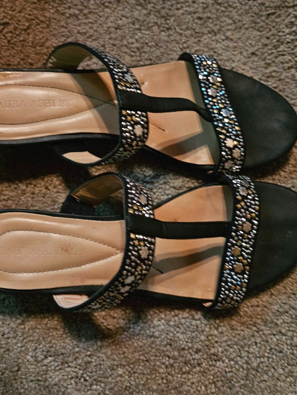 Laura Ashley 1" Heel